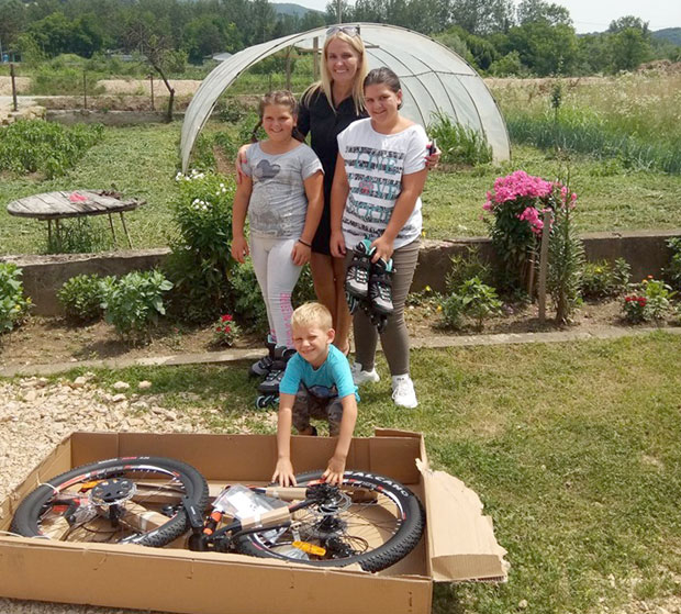 Река однела бицикл, Вучић послао нови